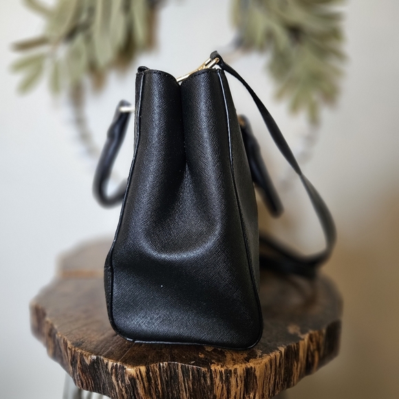 Michael Kors Tote Bag Medium EAST WEST MIXED MEDIA CHEVRON PYTHON DILLON NWOT - Picture 6 of 13